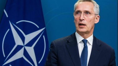 Stoltenberg insta a aumentar el gasto militar y critica la falta de ayuda a Ucrania