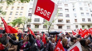 Los socialistas españoles se movilizan ante una posible renuncia de Sanchez